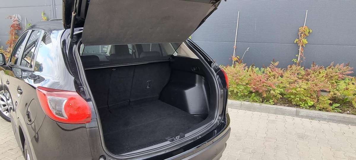 Mazda CX-5, 2.2 l., off-road / crossover