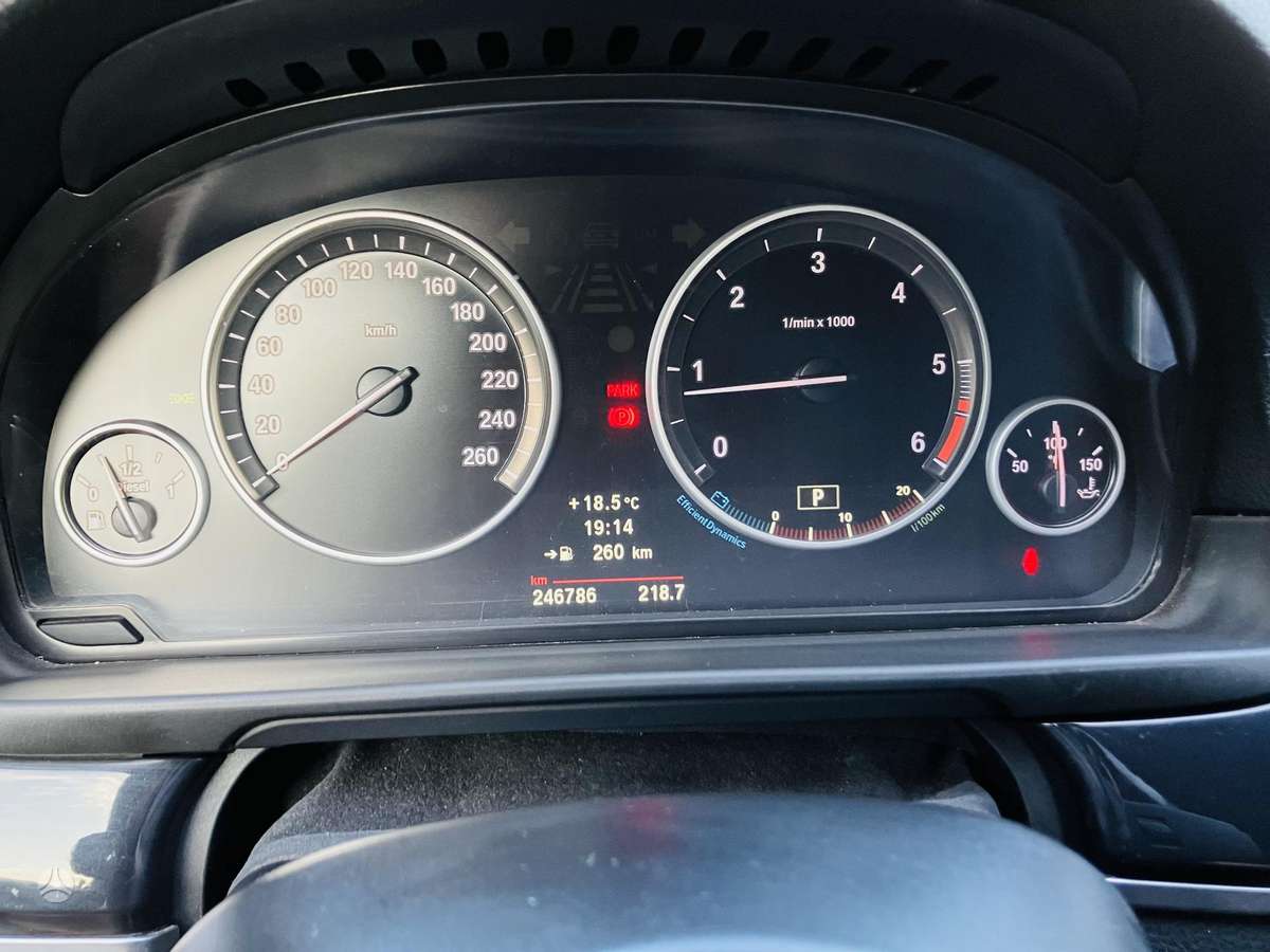 BMW 520, 2.0 l., Седан