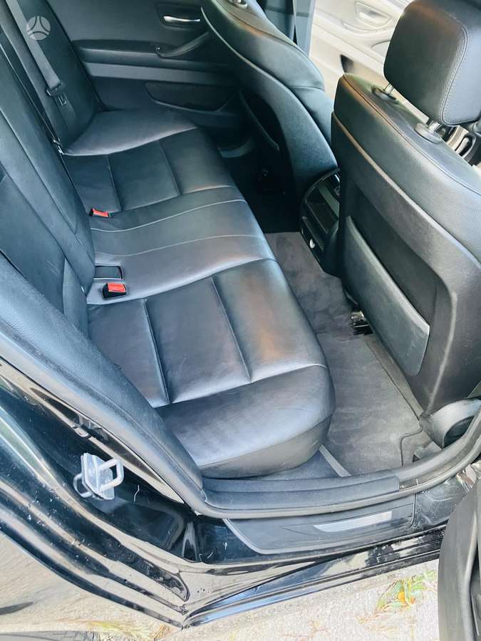 BMW 520, 2.0 l., Седан