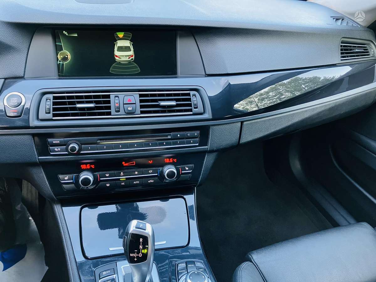 BMW 520, 2.0 l., Седан