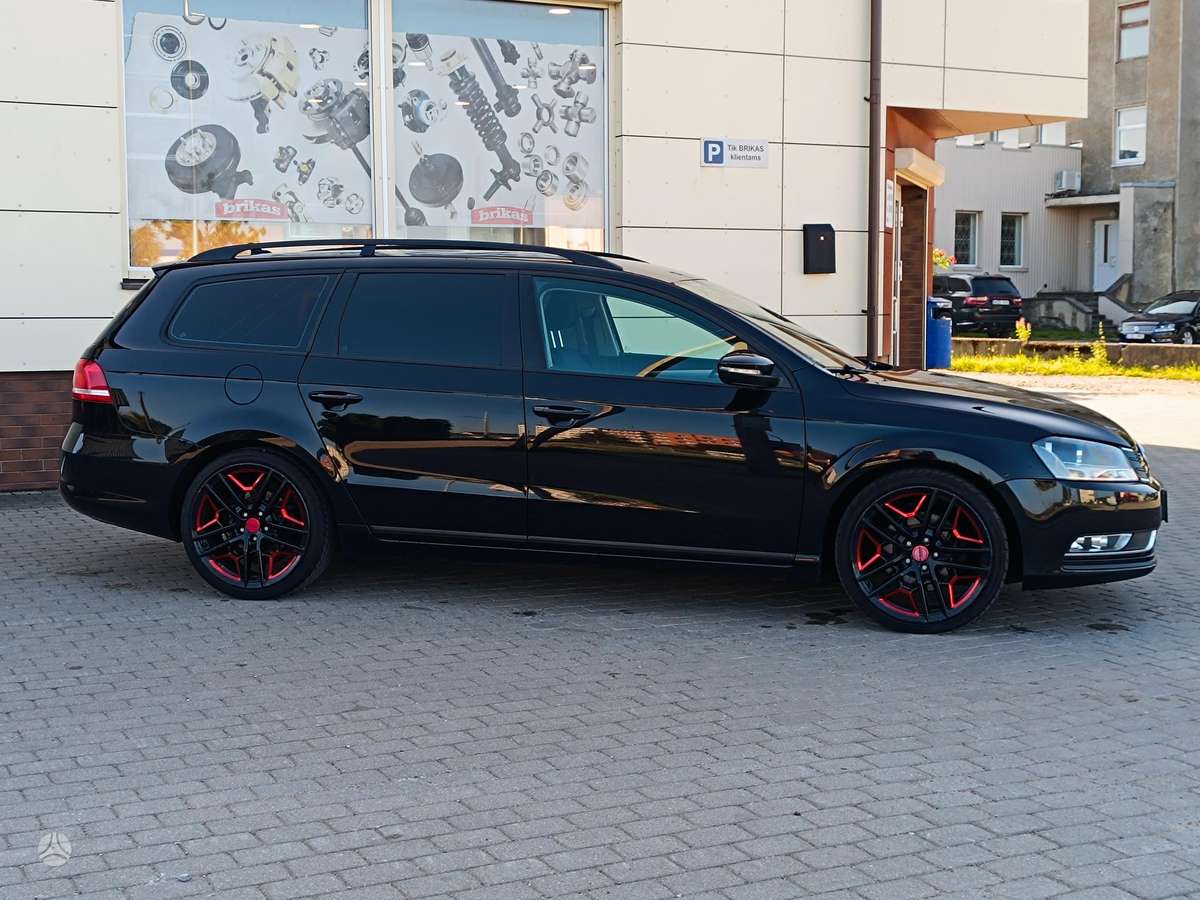Volkswagen Passat - 4