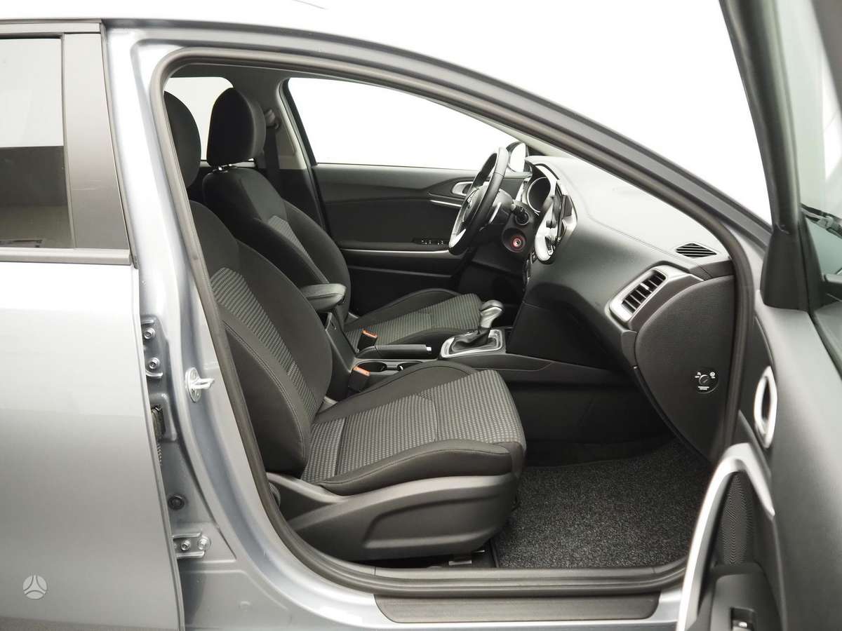 Kia Ceed, 1.5 l., Хэтчбек