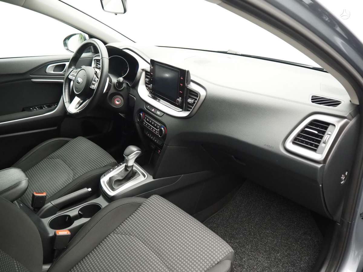 Kia Ceed, 1.5 l., Хэтчбек