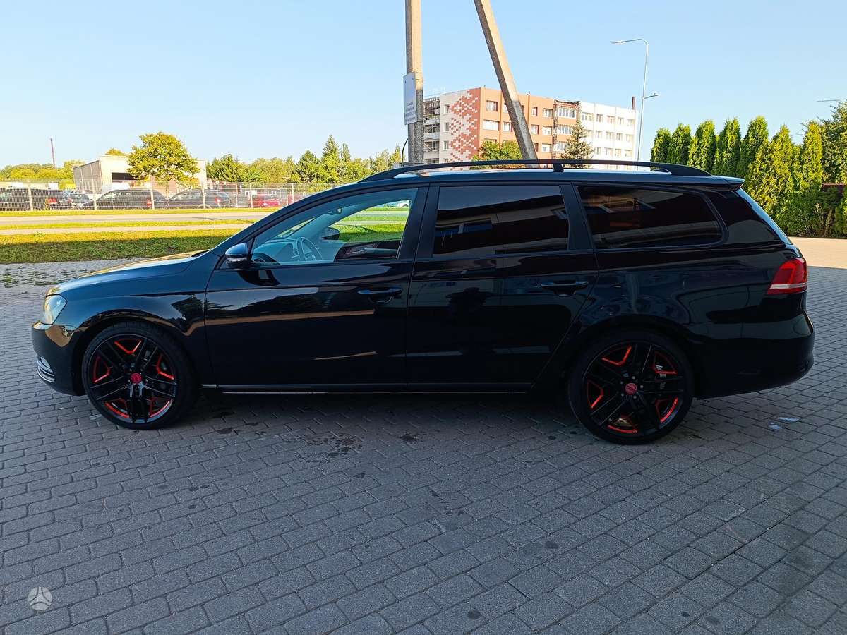 Volkswagen Passat - 8