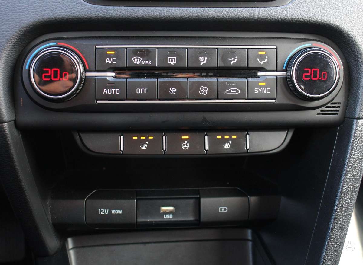 Kia Ceed, 1.5 l., hatchback