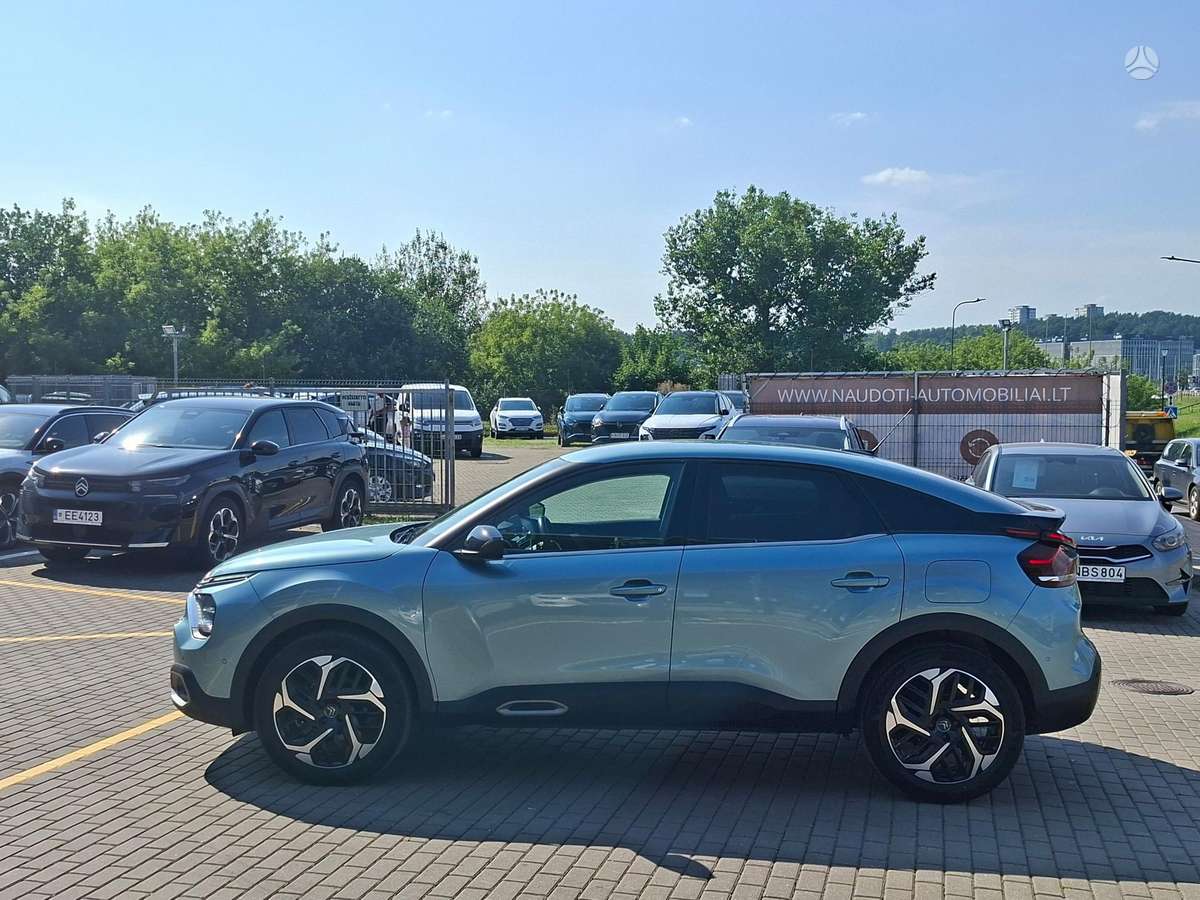 Citroen C4, 1.2 l., Хэтчбек