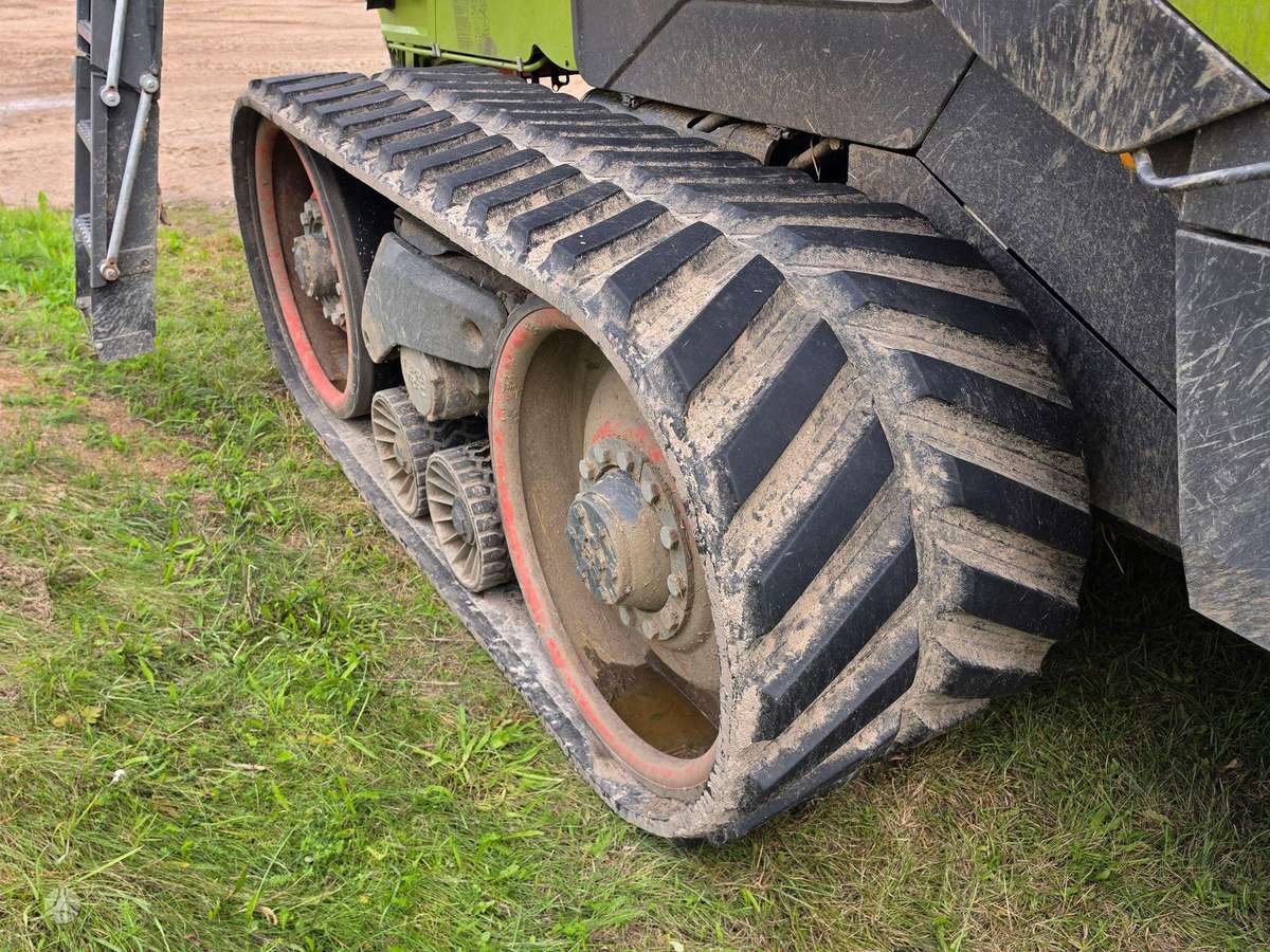 Claas Lexion 8700TT 4WD, kombainai