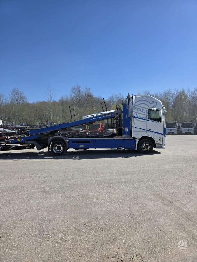 Volvo + ROLFO 2017, auto vedēji