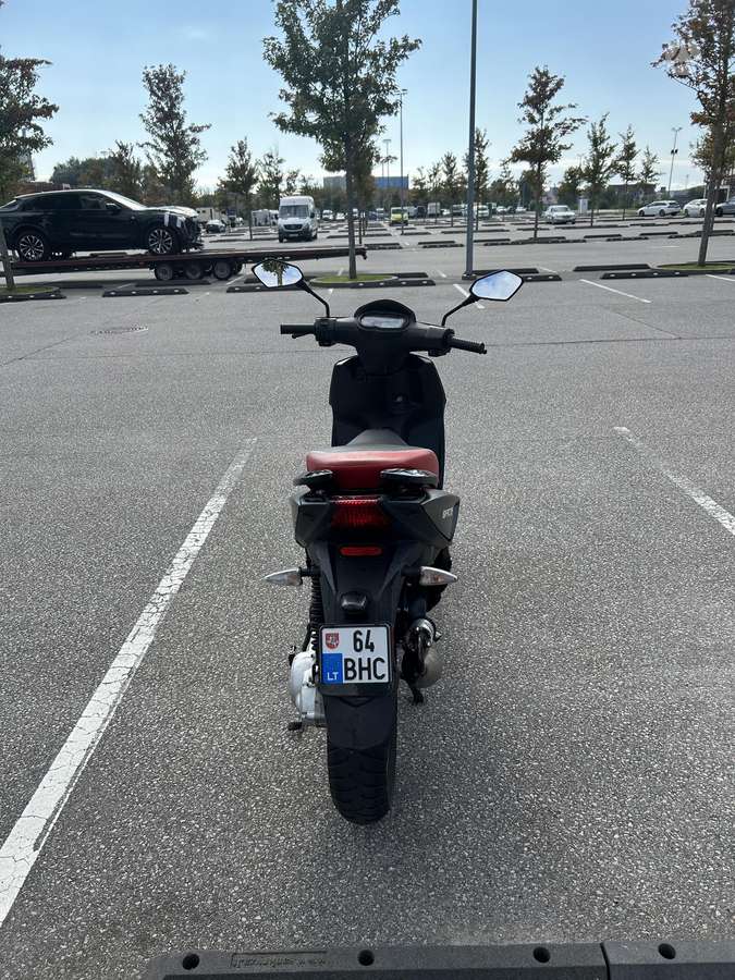 Aprilia SR 49cc, scooters / mopeds