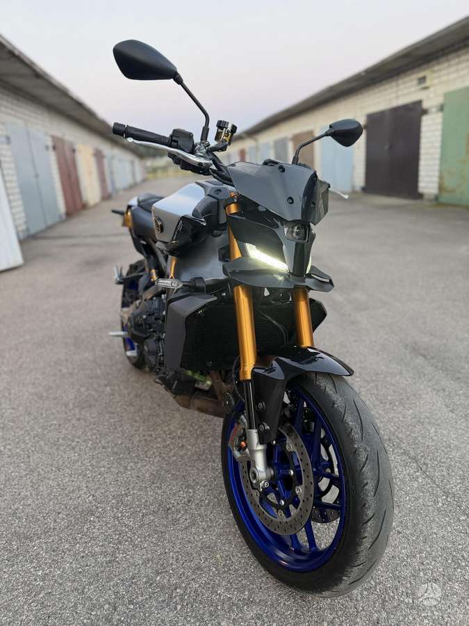 Yamaha MT 09SP 890cc, street / classic