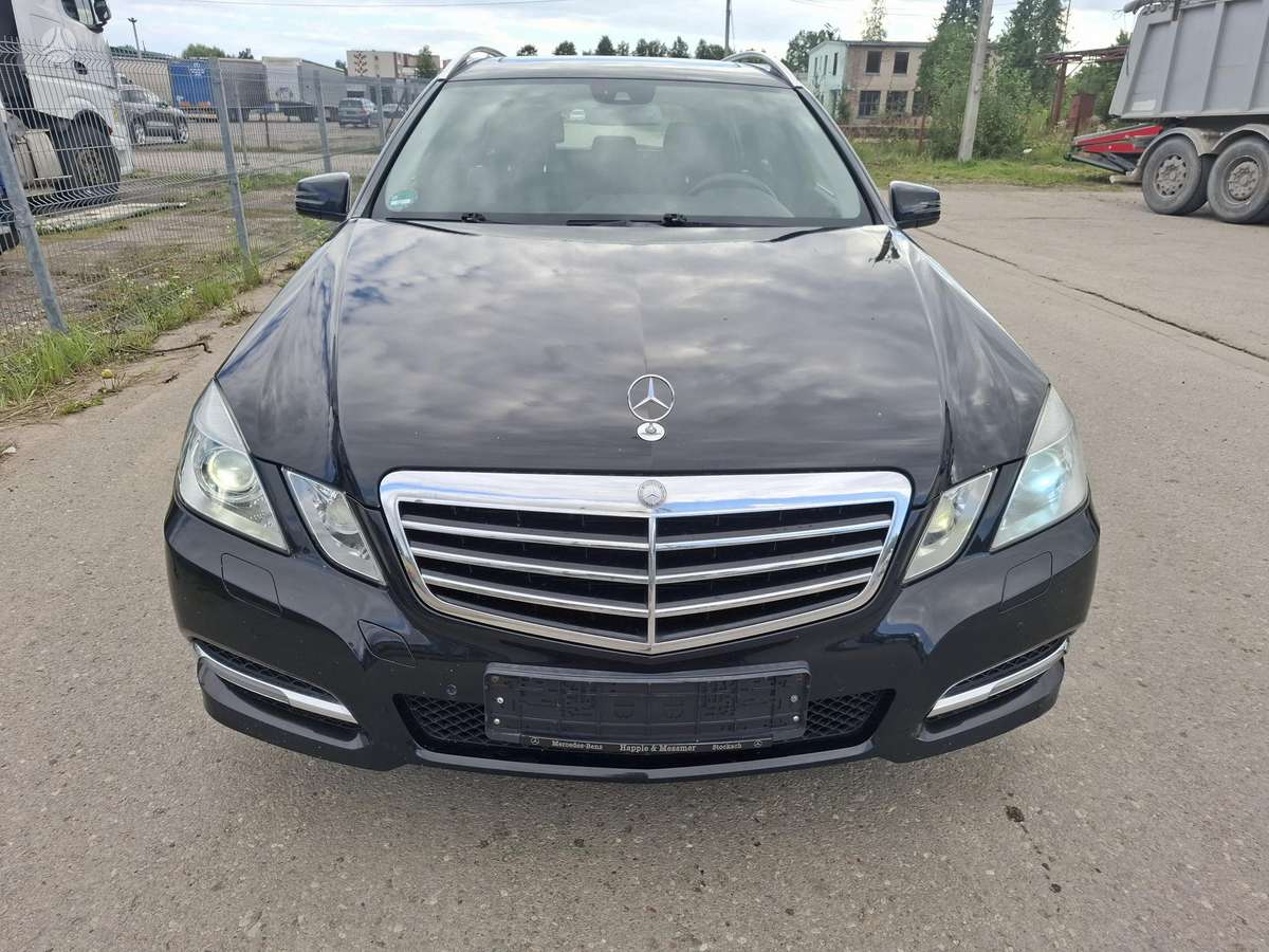 Mercedes-Benz E220, 2.1 l., Универсал