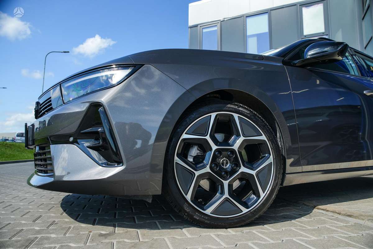 Opel Astra, 1.2 l., Универсал