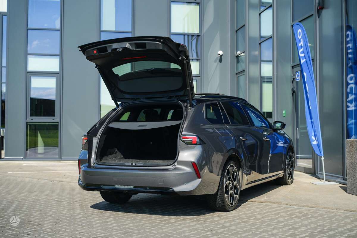 Opel Astra, 1.2 l., Универсал