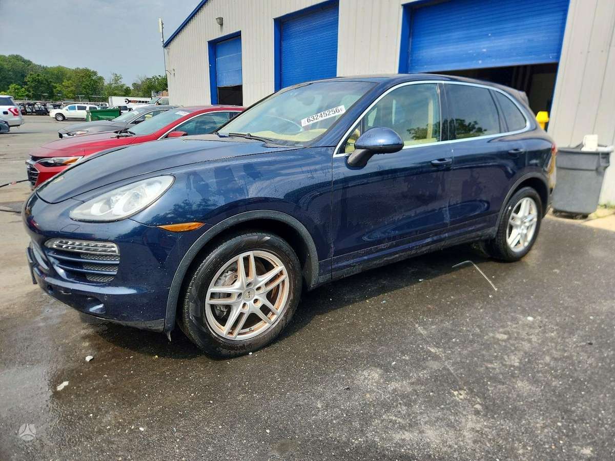 Porsche Cayenne - 3