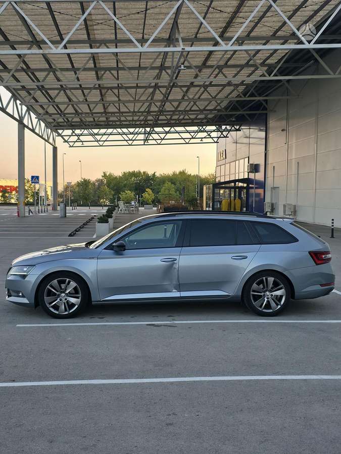 Skoda Superb, 2.0 l., wagon