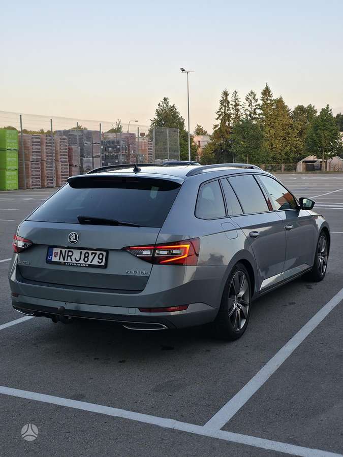 Skoda Superb, 2.0 l., Универсал