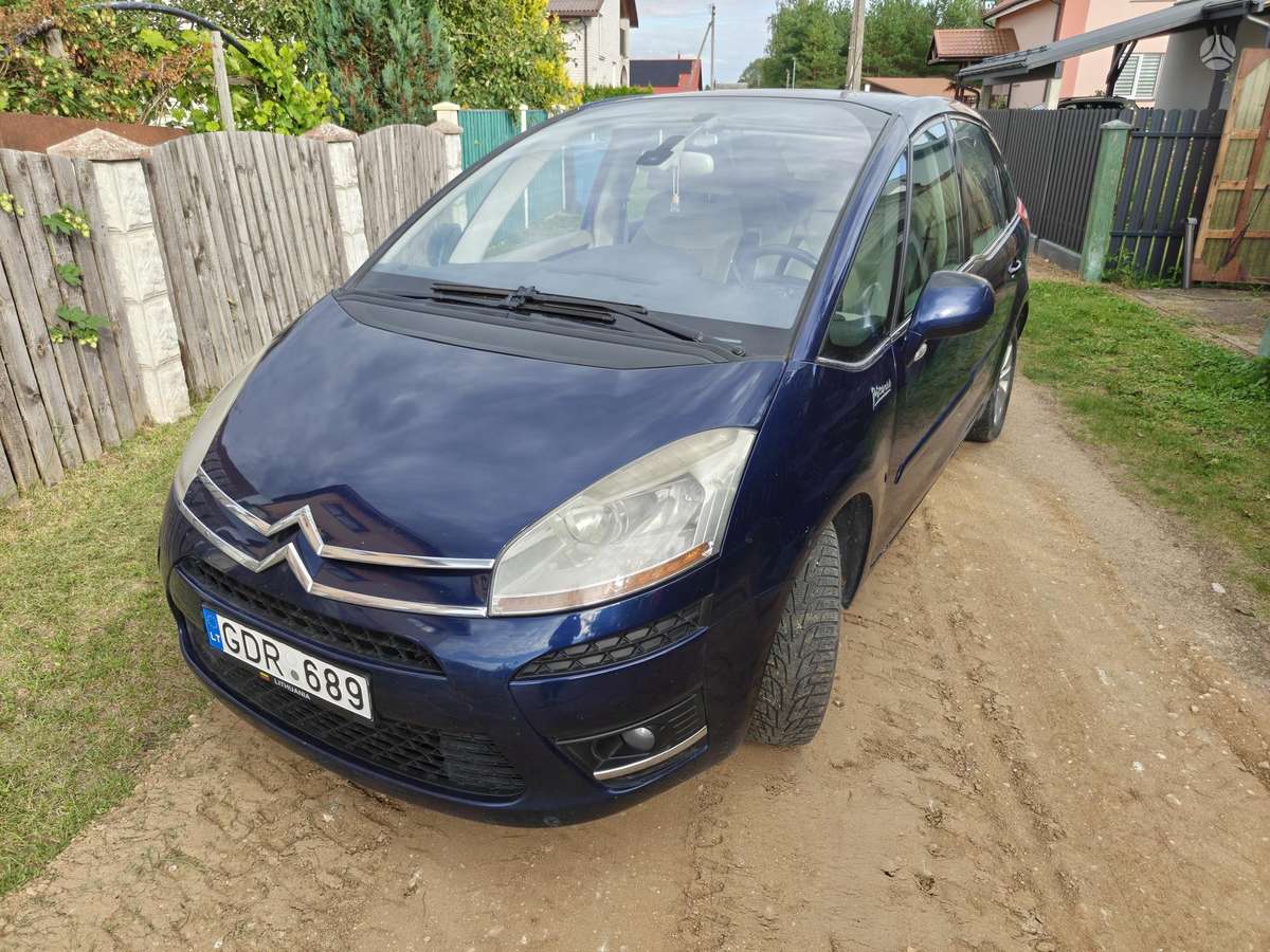 Citroen C4, 2.0 l., Хэтчбек