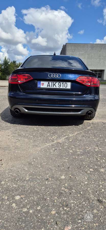 Audi A4, 2.7 l., Седан