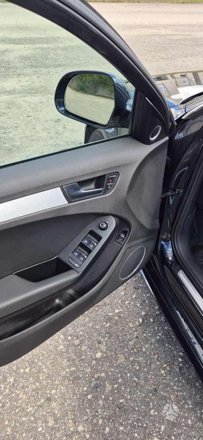 Audi A4, 2.7 l., Седан