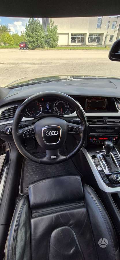 Audi A4, 2.7 l., saloon / sedan