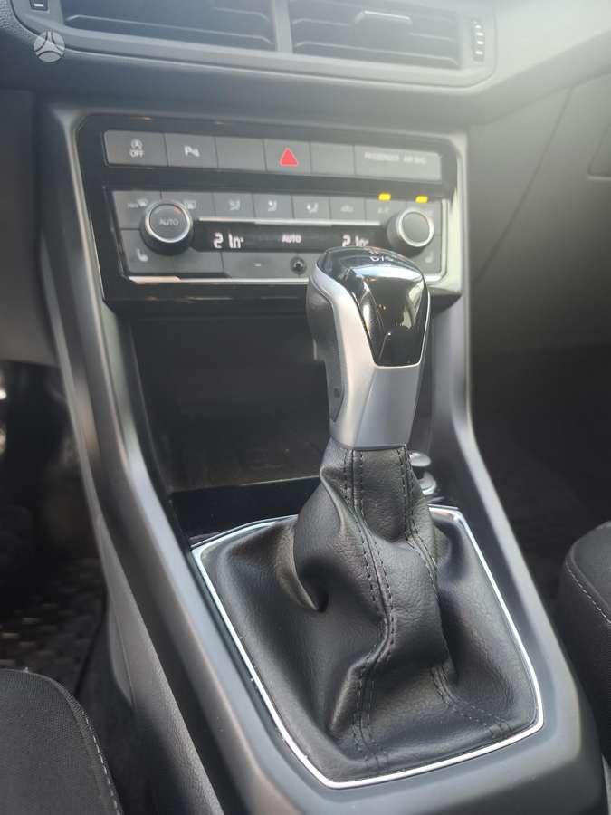 Volkswagen T-Cross - 12
