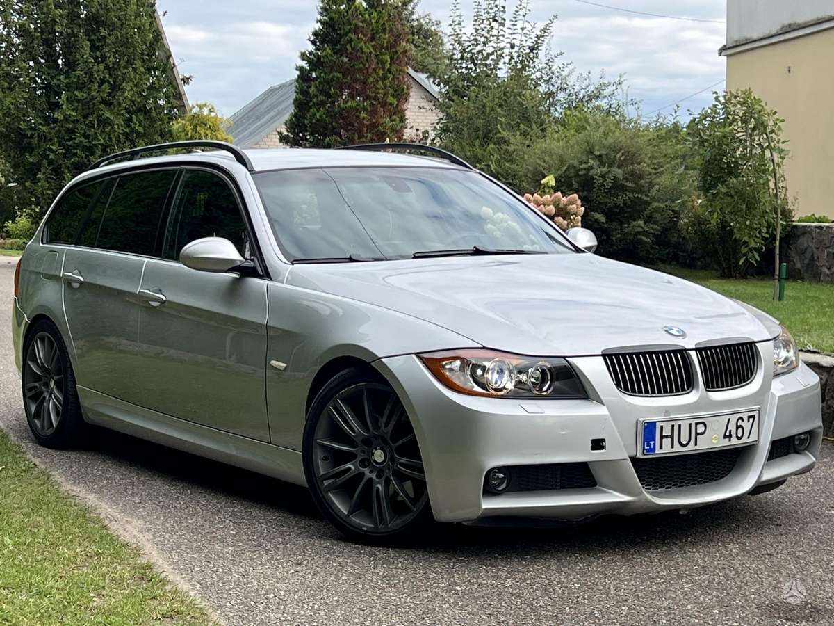 BMW 330, 3.0 l., wagon