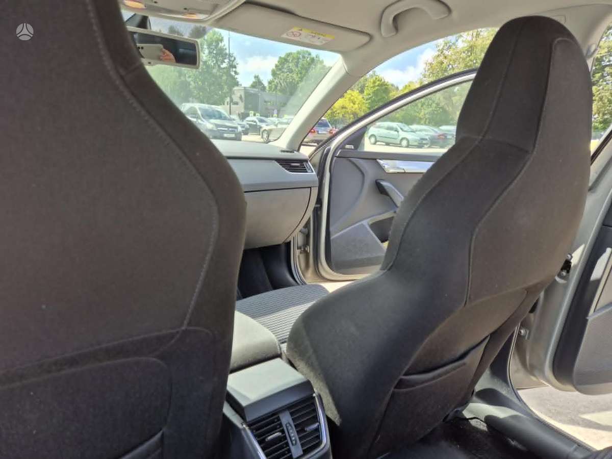 Skoda Octavia, 1.2 l., Седан