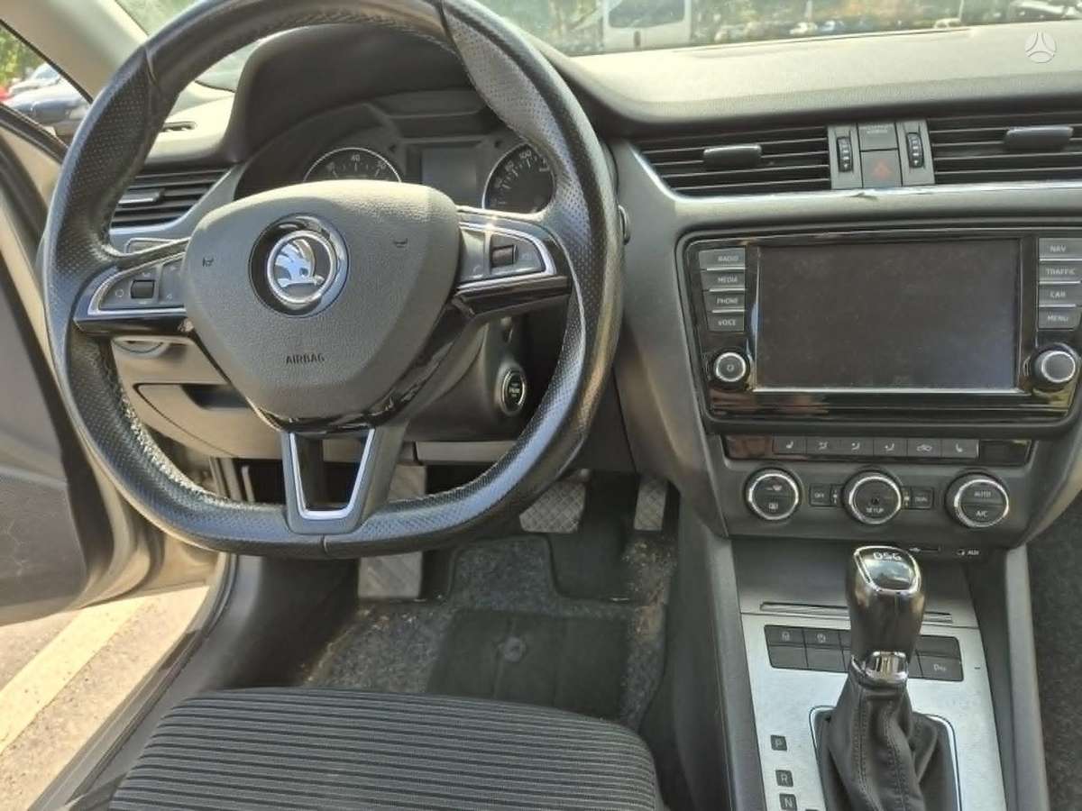 Skoda Octavia, 1.2 l., Седан