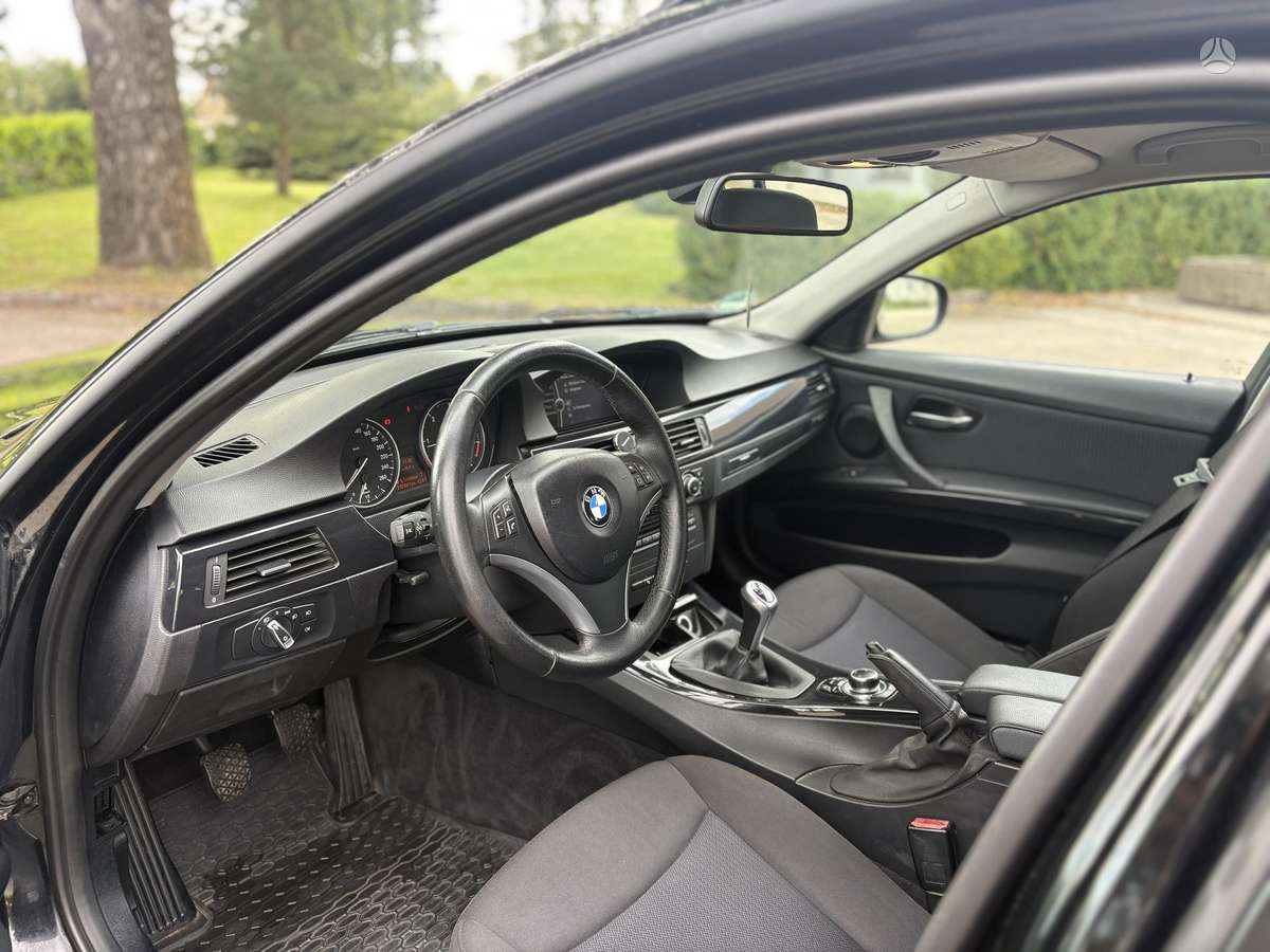 BMW 318, 2.0 l., Универсал