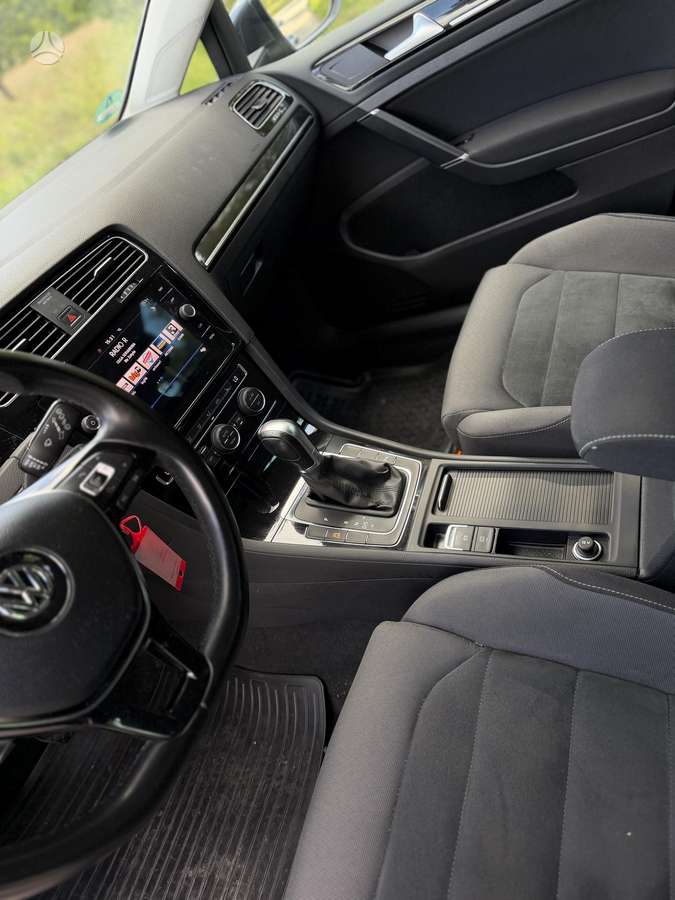 Volkswagen Golf, 1.5 l., Универсал