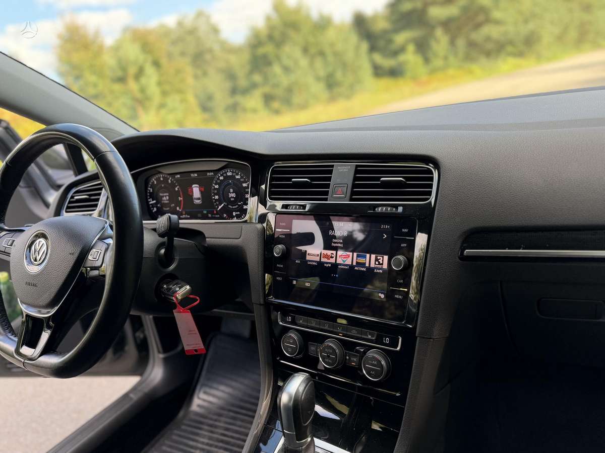 Volkswagen Golf, 1.5 l., Универсал
