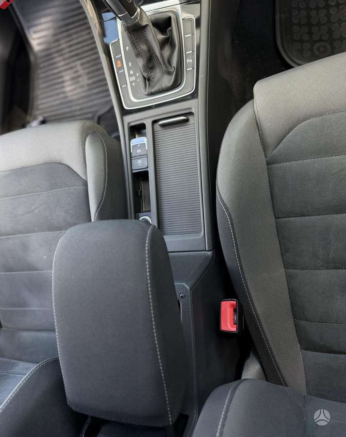 Volkswagen Golf, 1.5 l., Универсал