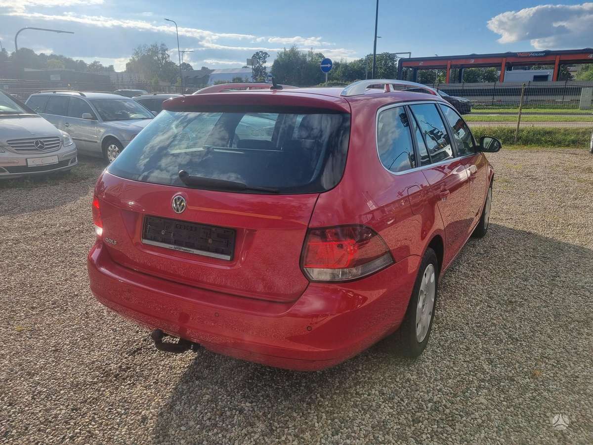 Volkswagen Golf, 1.2 l., Универсал