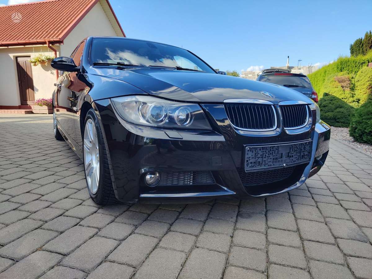 BMW 318, 2.0 l., Седан