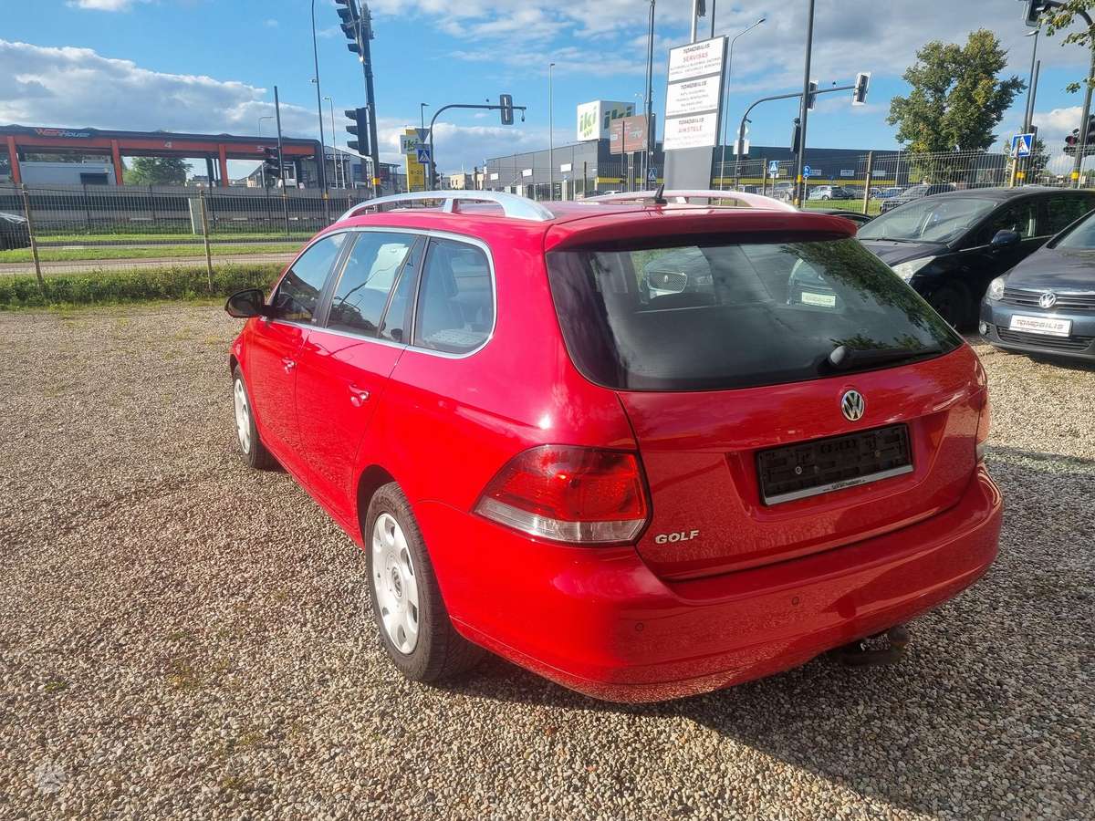 Volkswagen Golf, 1.2 l., Универсал
