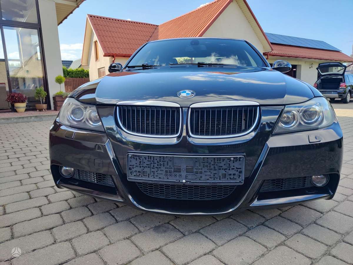 BMW 318, 2.0 l., Седан