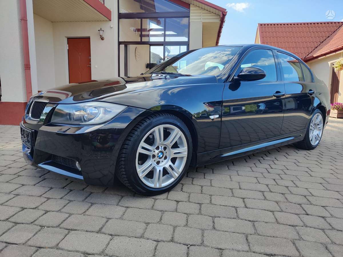 BMW 318, 2.0 l., Седан
