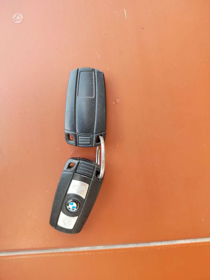 BMW 318, 2.0 l., Седан