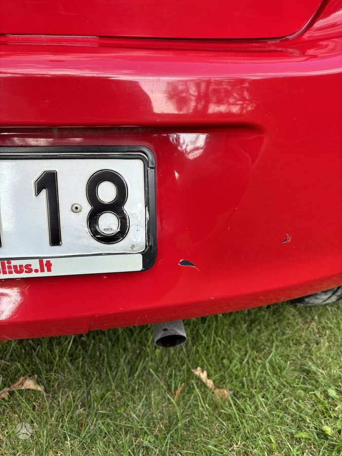 Toyota Yaris - 7