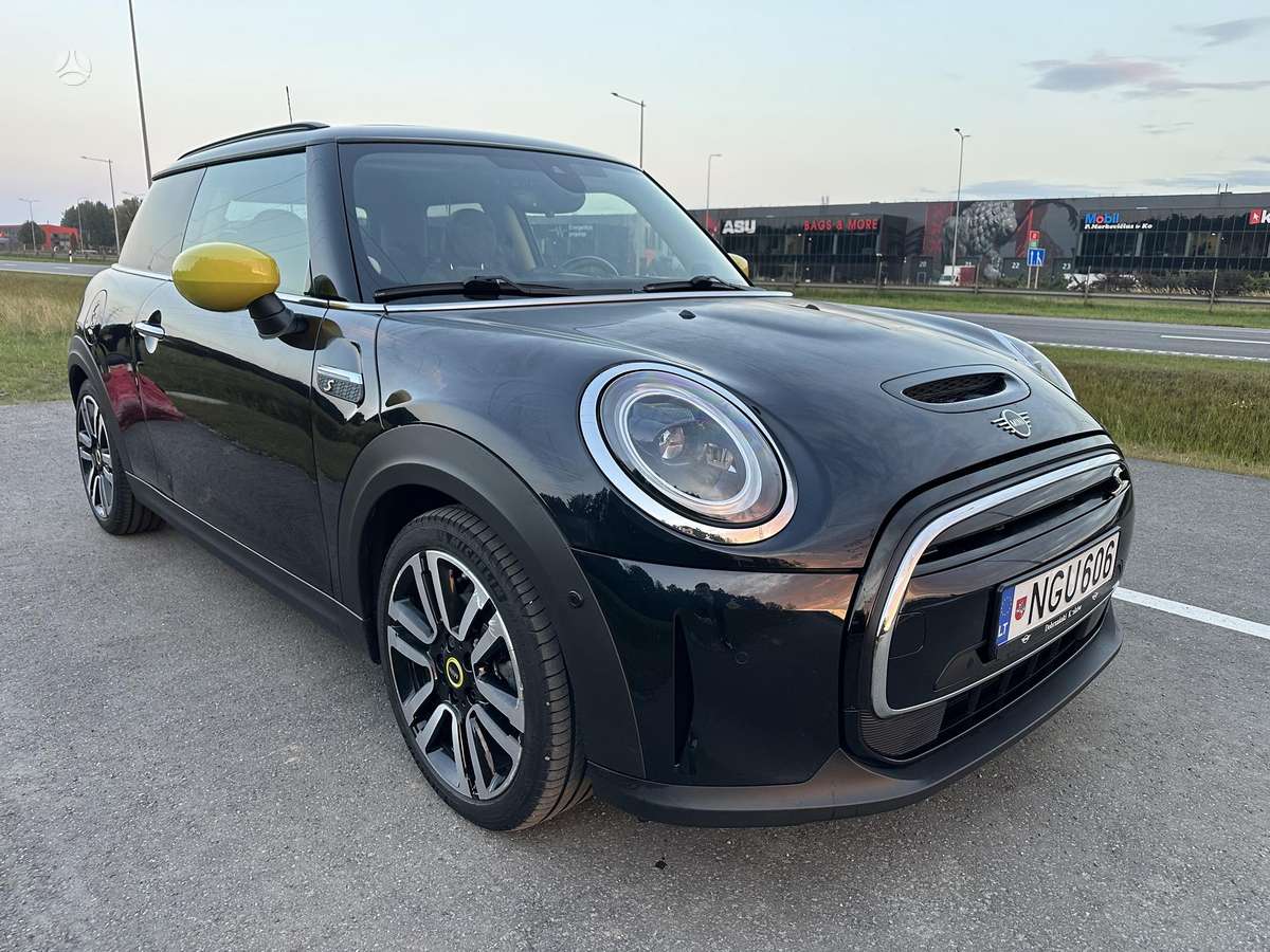 Mini Cooper SE, Хэтчбек