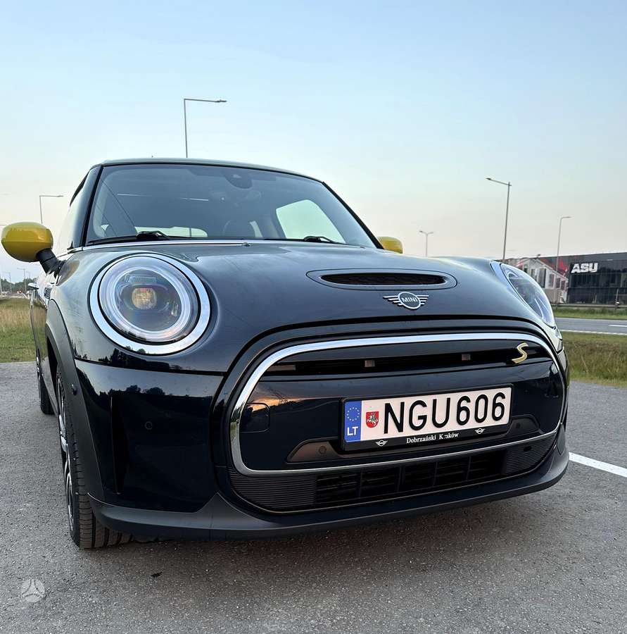 Mini Cooper SE, hečbekas
