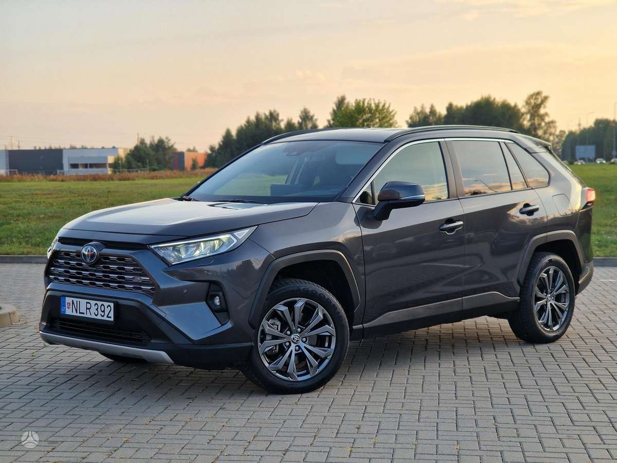 Toyota RAV4 - 6