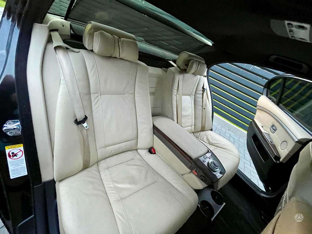BMW 730, 3.0 l., Седан
