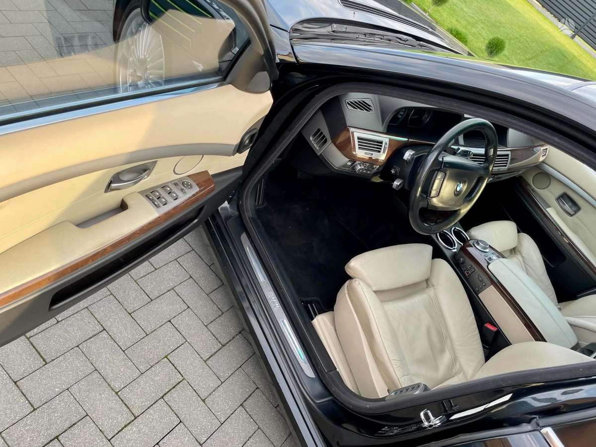 BMW 730, 3.0 l., Седан