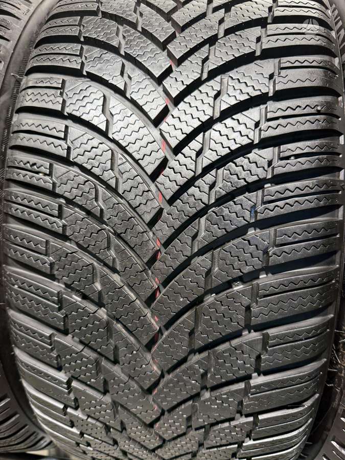 Firestone Winterhawk4/2025m, winter 235/40 R19