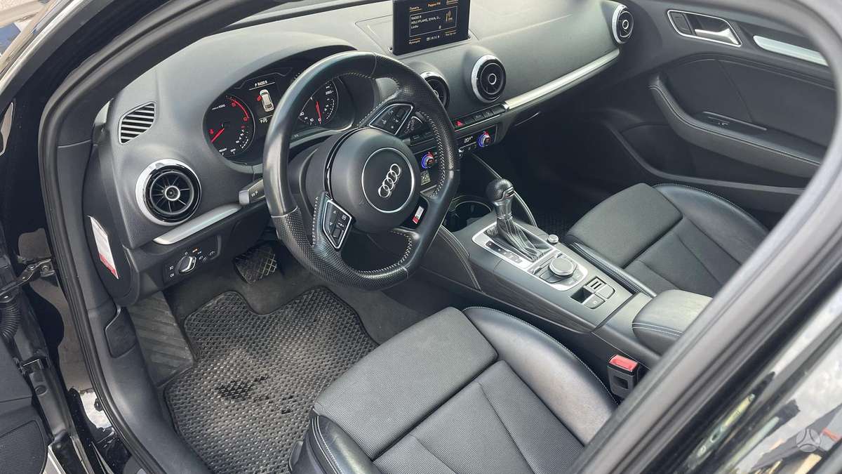 Audi A3, 1.6 l., hatchback