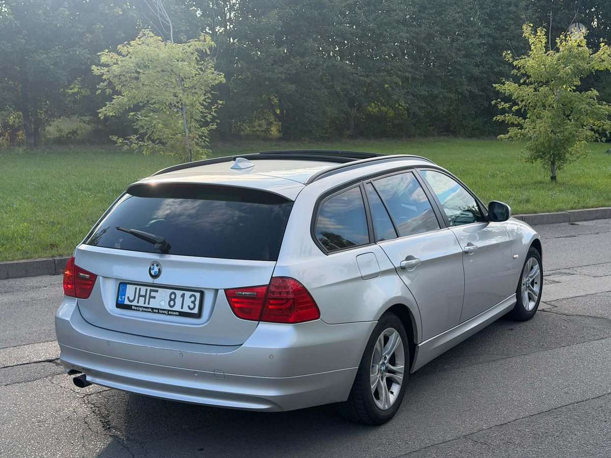 BMW 320, 2.0 l., wagon