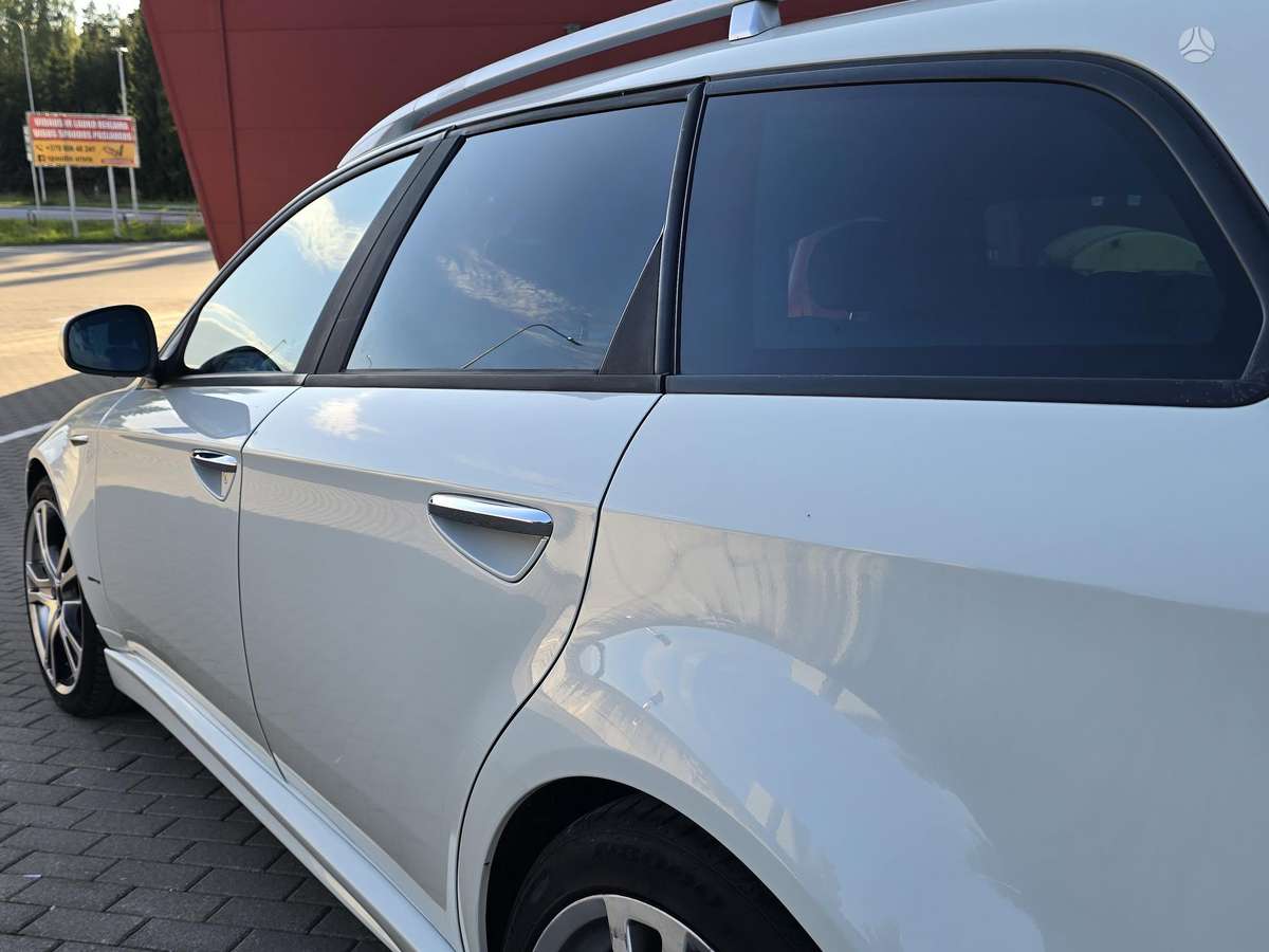 Alfa Romeo 159, 2.0 l., Универсал