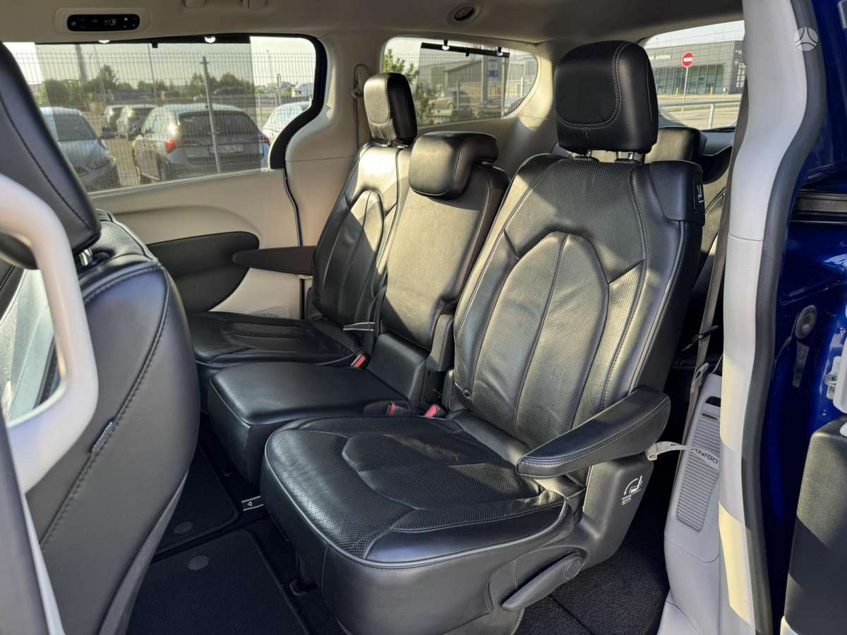 Chrysler Pacifica, 3.6 l., Минивэн