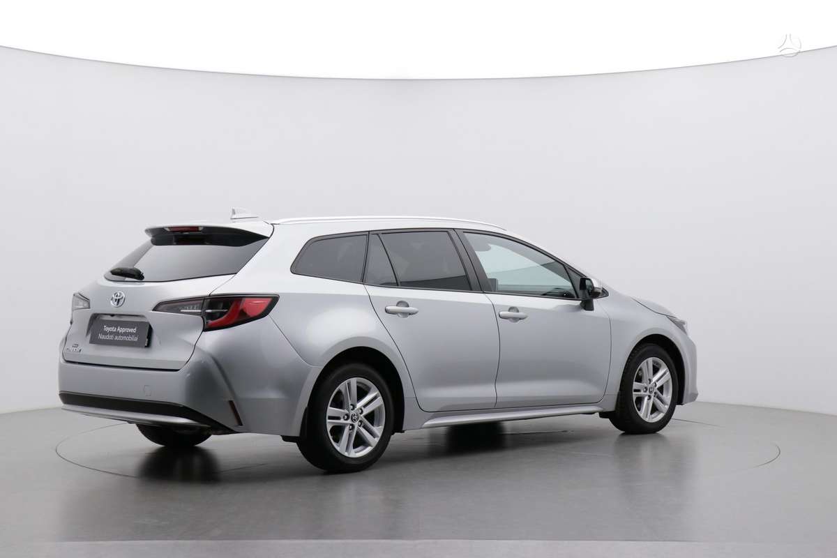 Toyota Corolla, 1.2 l., Универсал